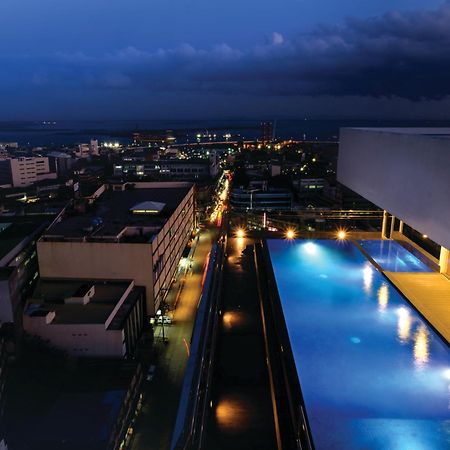 One Central Hotel & Suites Cebú Exterior foto